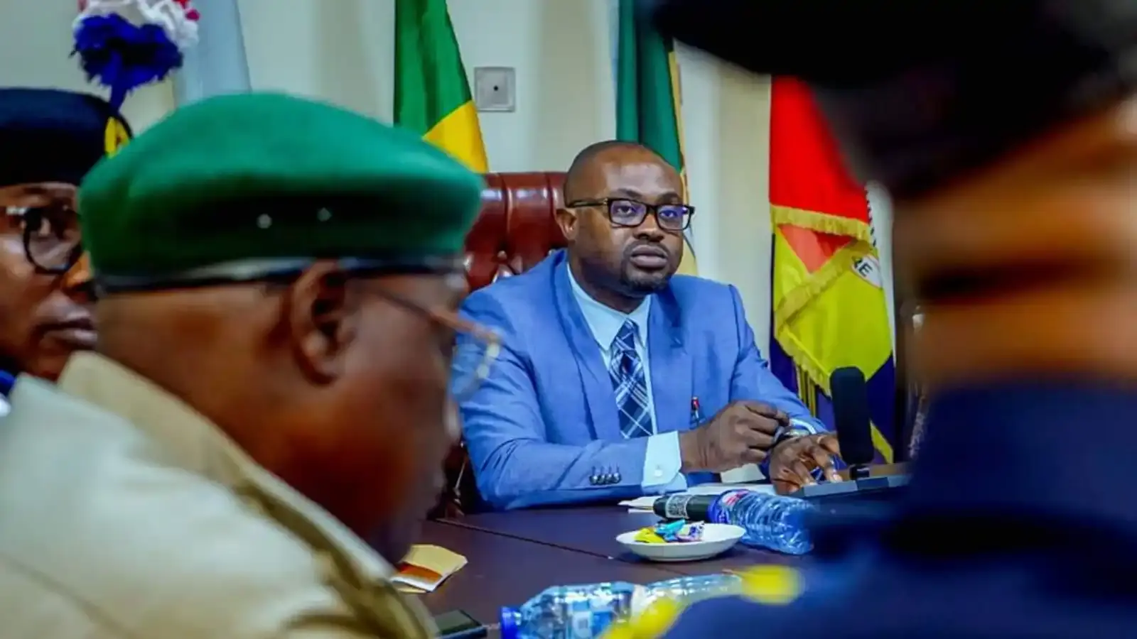 81D4A9FA-B3F8-4216-A476-97D00CC248F9