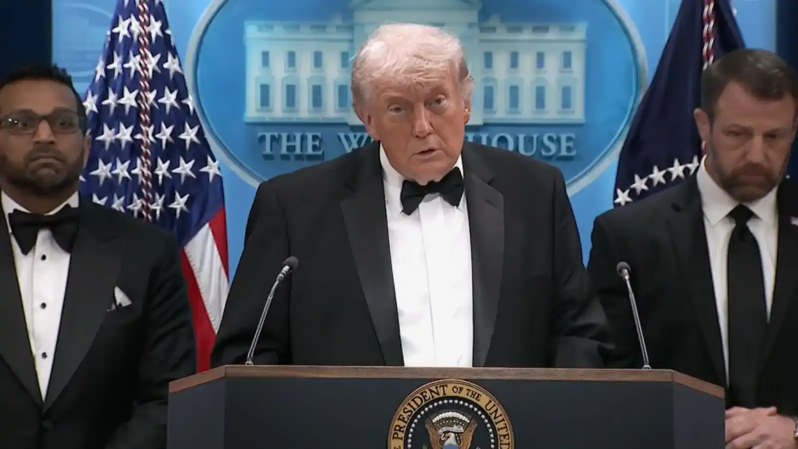 9FB95060-E6C6-4495-B22D-60778EC8B638