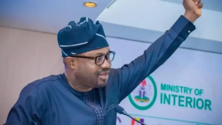 BAFB471C-DDE9-4F4B-8B4A-2E6774FB32FC